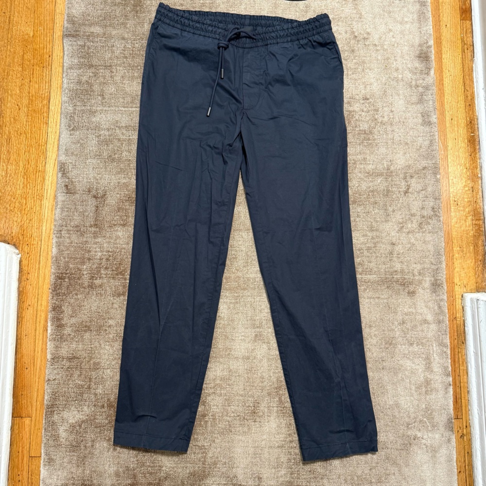 Men’s Hugo Boss Active Trousers in Navy Blue fits sz 50 - Designer